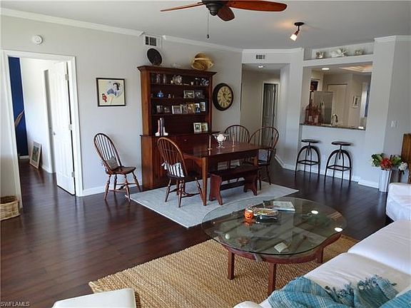 3rd image of 6240 Bellerive Ave