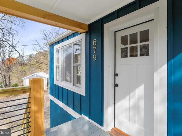 679 Winchester Grade Rd, Berkeley Springs, WV 25411