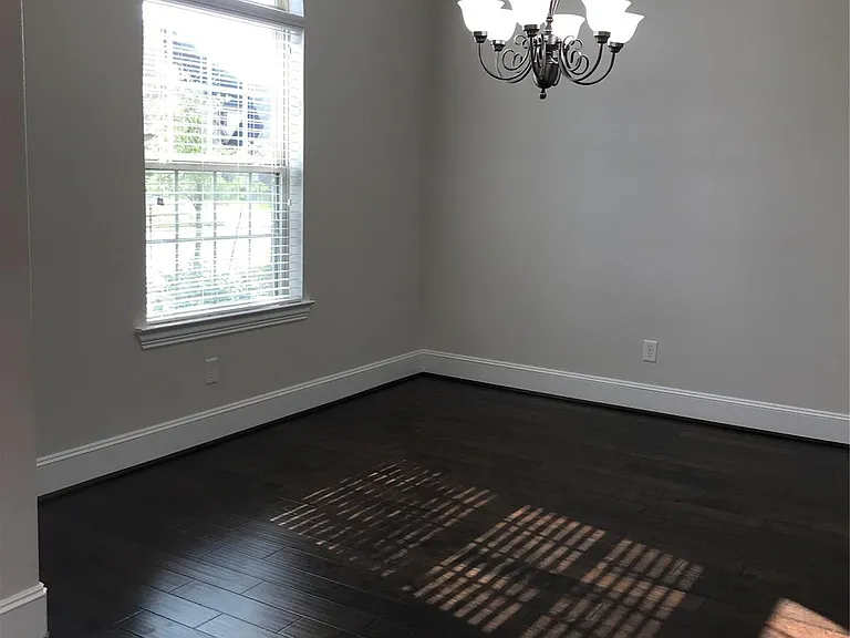 2226 Falcon Brook Dr — Photo 3