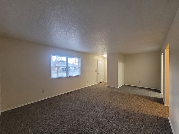5th image of 67 Brookhill Wd Ln