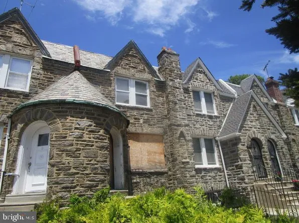 5925 Woodcrest Ave, Philadelphia, PA 19131