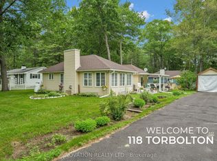 118 Torbolton St, Ottawa, ON K0A3M0