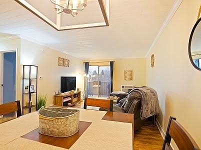 4th image of 4110 Hale Pkwy #3