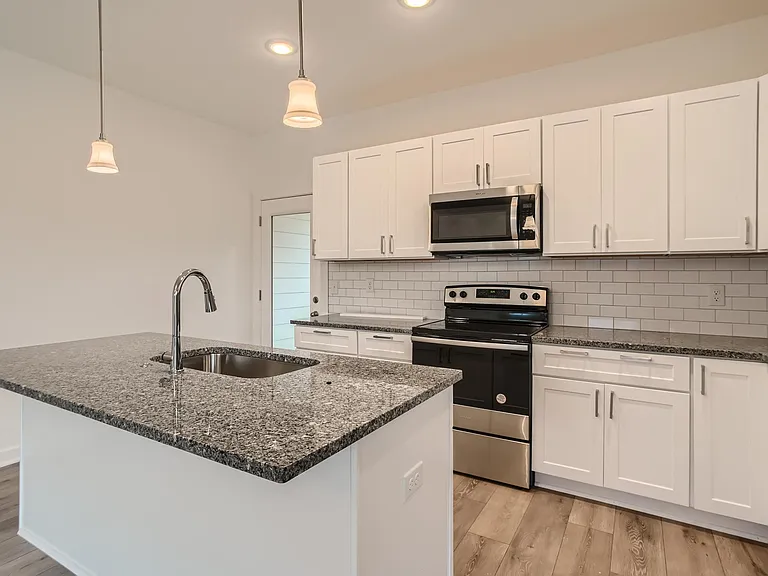 1157 Alcove Way — Photo 6
