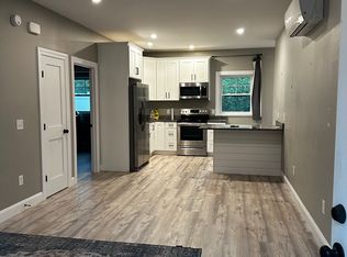 5 Emerald Dr #3B, Cumberland Center, ME 04021