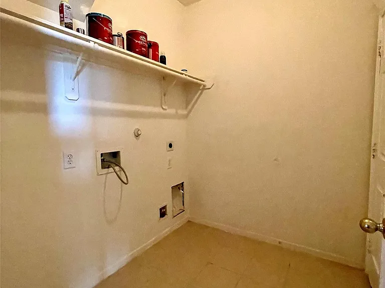 21142 Field House Ct — Photo 25