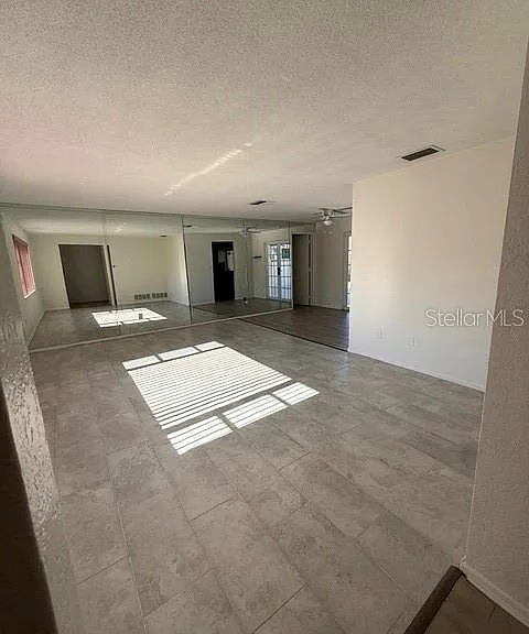 1884 Yale Dr — Photo 25