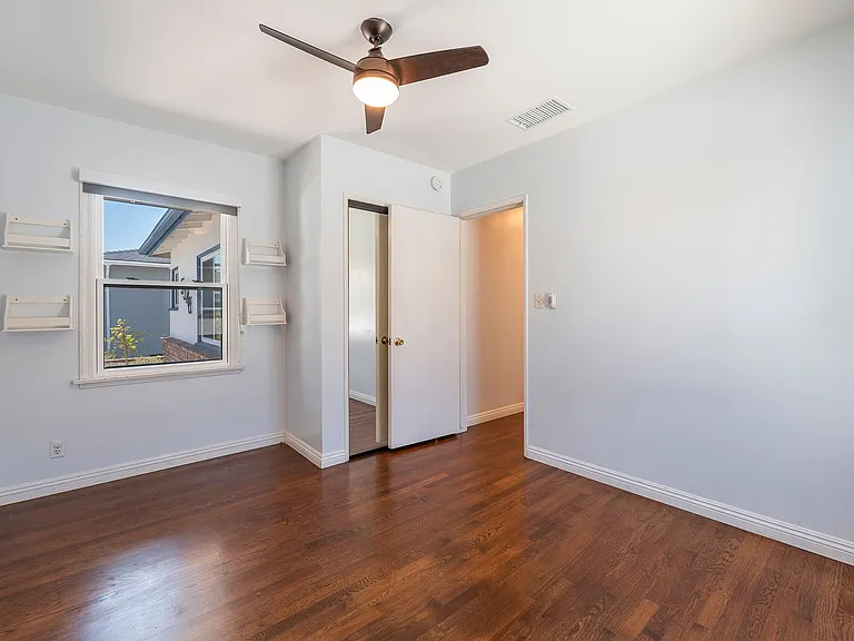 5348 W 142nd Pl — Photo 22