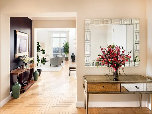 Sold by Sotheby's International Realty | media 28