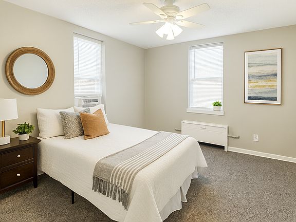 2nd image of 1312 N 49th Ave APT 1