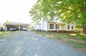 1st image of 2060 Center Crest Dr