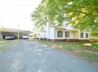 2060 Center Crest Dr, Elon, NC 27244