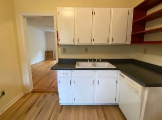 285 N Rocksprings St, Athens, GA 30606
