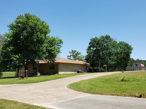 5th image of 7662 S Us Highway 79