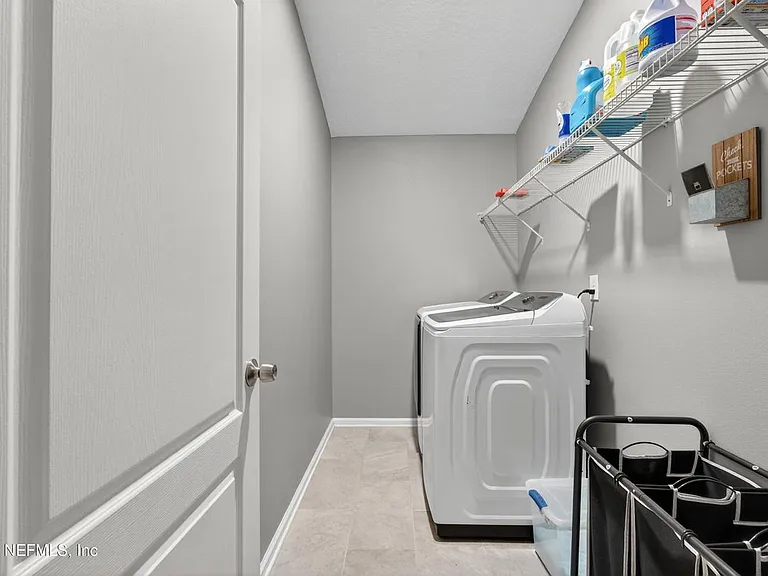 2038 Creekmont Dr — Photo 22