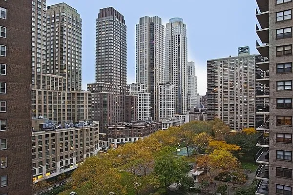 Sold by Raz Realty | media 11