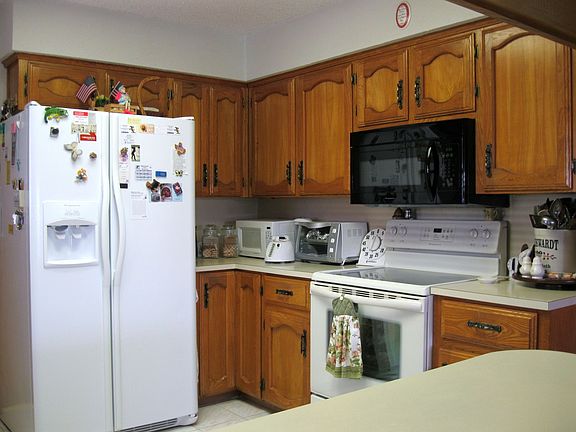 5th image of 1916 W Indiana Cir