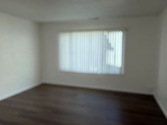 4th image of 637 Knollwood Dr