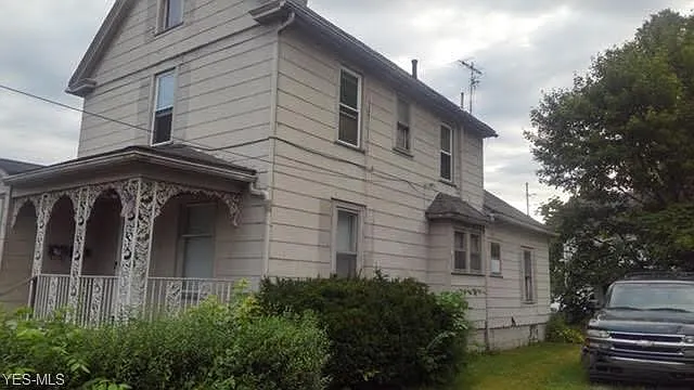 288 Dickey Ave NW photo 1