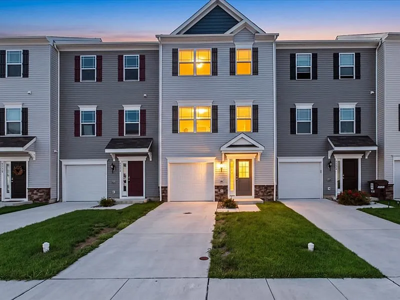 2504 Boeing Way