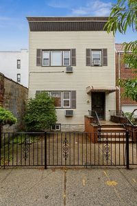 25-88 38th St, Astoria, NY, 11103