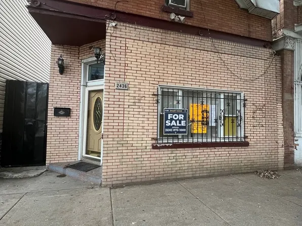 2436 S Albany Ave, Chicago, IL 60623