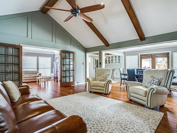 5th image of 1801 Geneva Ln