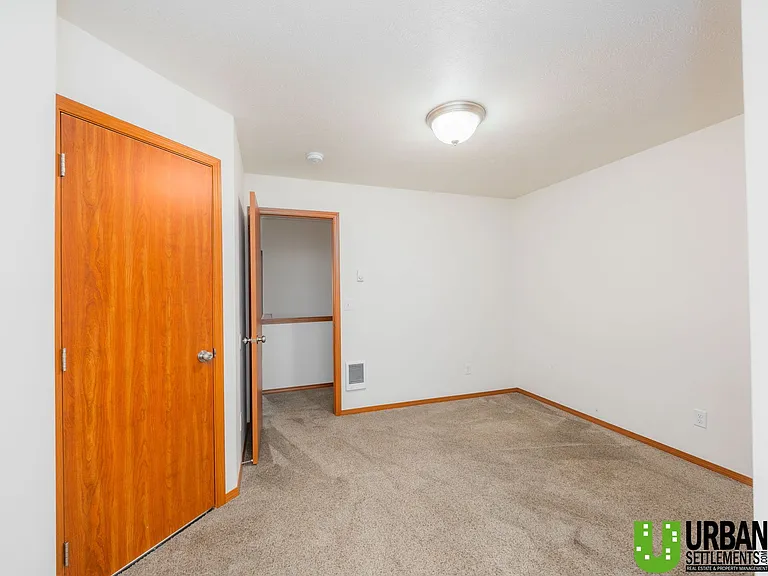 9705 E 4th Ave — Photo 8