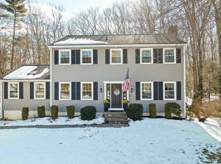 11 Forest Dr, Hampton, NH 03842