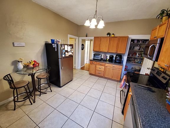 2nd image of 2107 Russell Blvd Floor 1