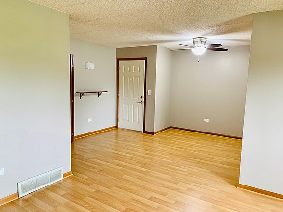 entrance and dinning space