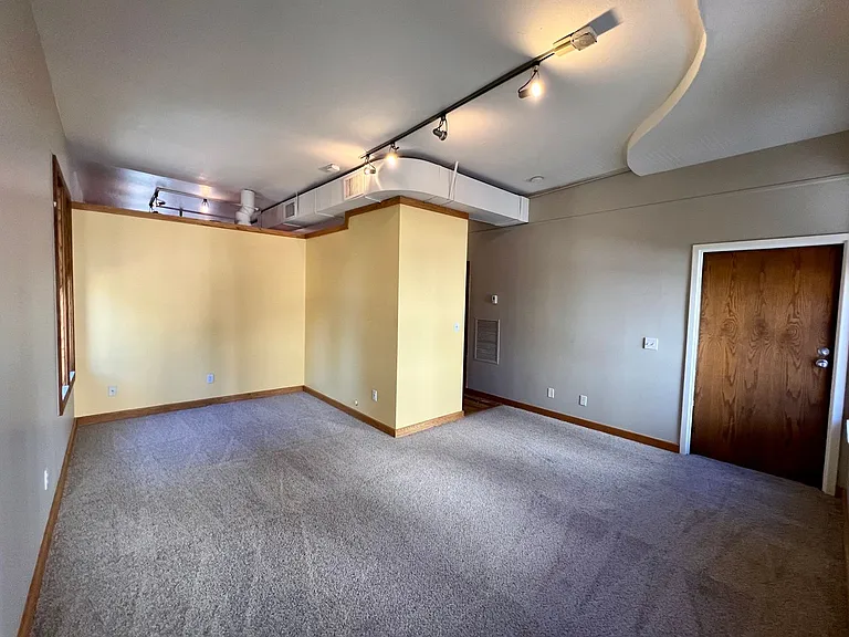 2323 W 30th Ave — Photo 11