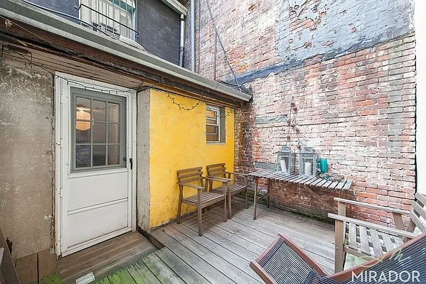 Rented by Compass | media 3