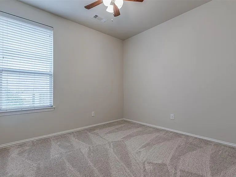 1420 Cockatiel Dr — Photo 9