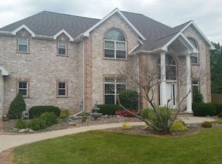 2130 Palmer Ct, Green Bay, WI 54311