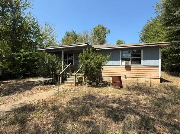 404 W Marshall Ave, Gladewater, TX 75647