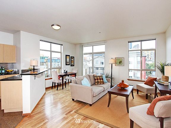 5th image of 412 11th Avenue #PH-6