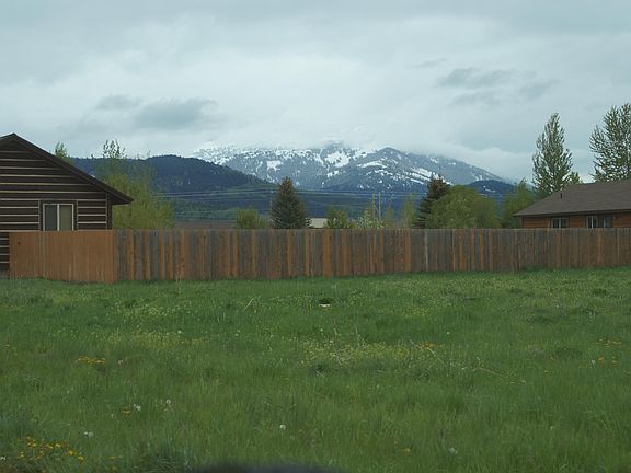 5th image of 1219 Brooktrout Dr