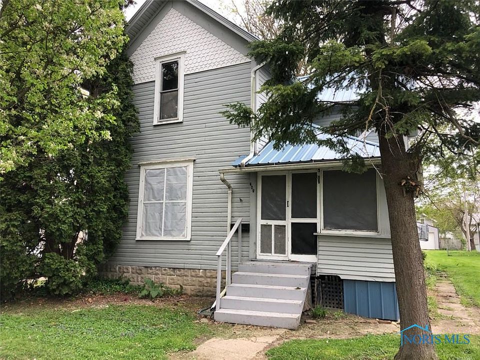 1st image of 408 E Maple St