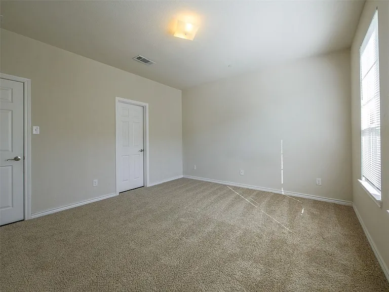 5409 Dolores Pl — Photo 12