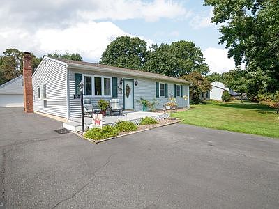 1st image of 228 Johnny Ln
