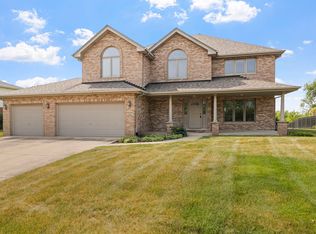 11333 Laura Ln, Frankfort, IL 60423