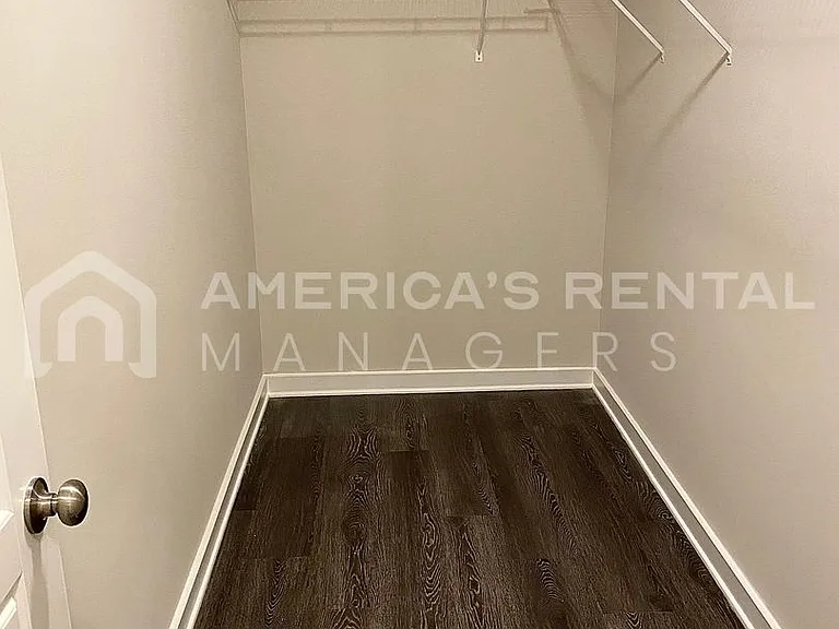 100 Barnett Pl — Photo 13