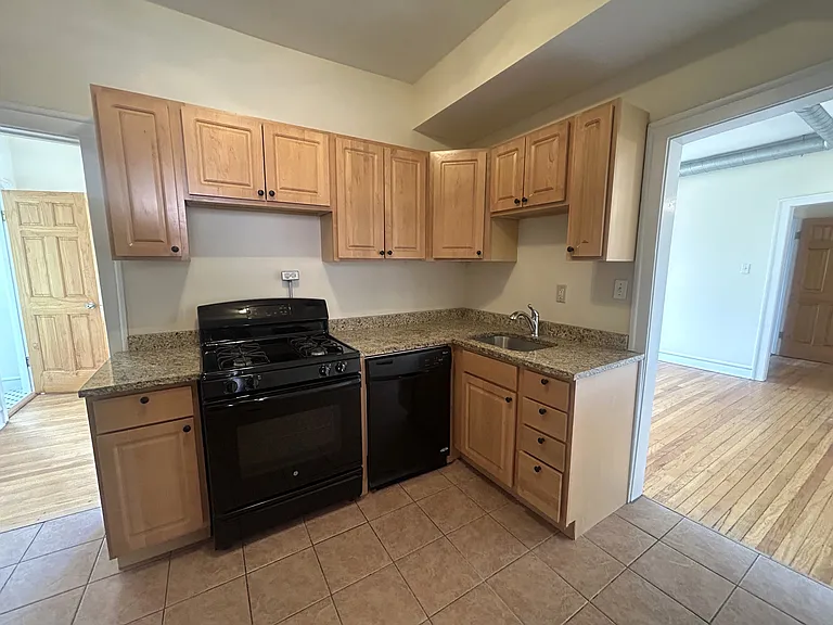 1713 N Humboldt Blvd #3 — Photo 7