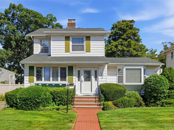 410 Clinton Street, Bellmore, NY 11710