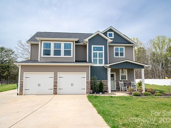 4th image of 117 Spring Creek Dr