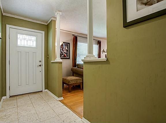 4th image of 3910 Dartmouth St