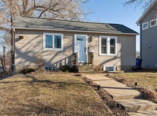 499 Lawson Ave W, Saint Paul, MN 55117