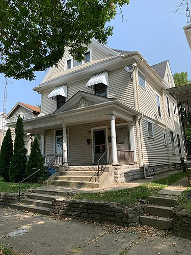 57 1/2 S 15th St Photo 1