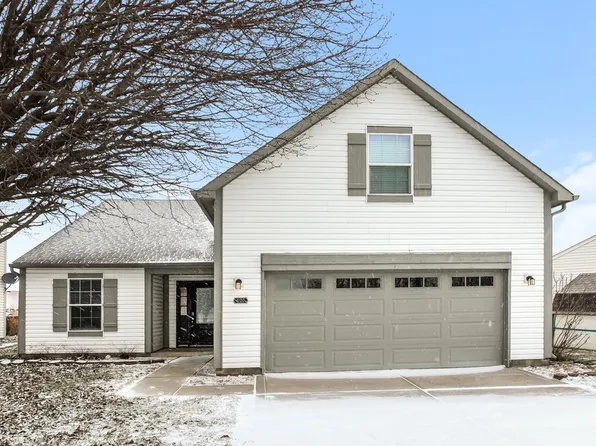 1120 Central Park Blvd N, Greenwood, IN 46143